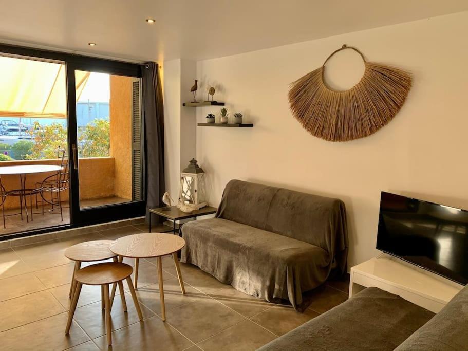 Marinesappartement, La Marina Tropezienne Apartamento *